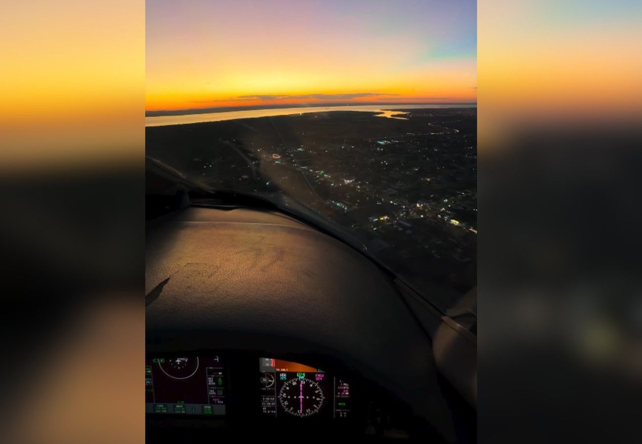 Piloto captura pôr do sol em Palmas antes do pouso
