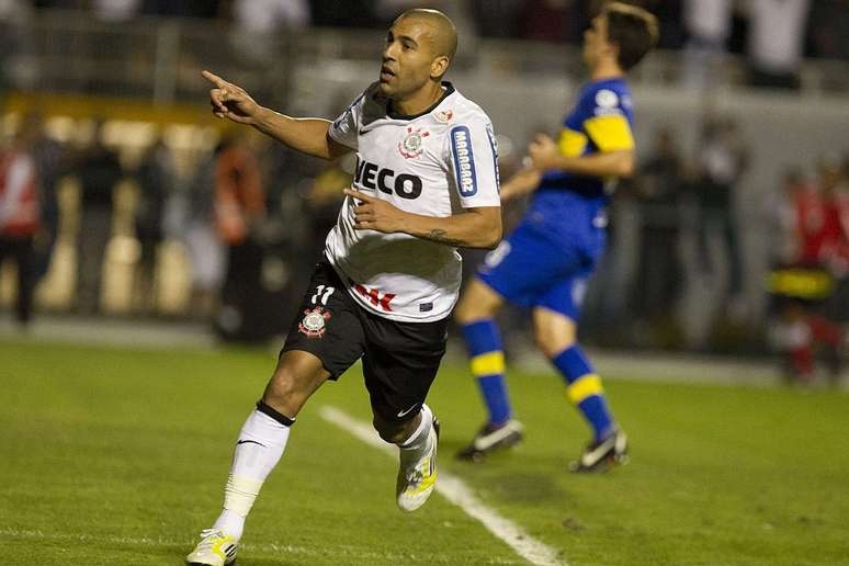 Ídolo do Corinthians, Sheik aponta problema na temporada do Timão e pede reformulação do elenco