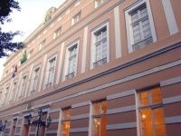 Enquanto a Onça bebe água, pré-candidatos perdem o sono