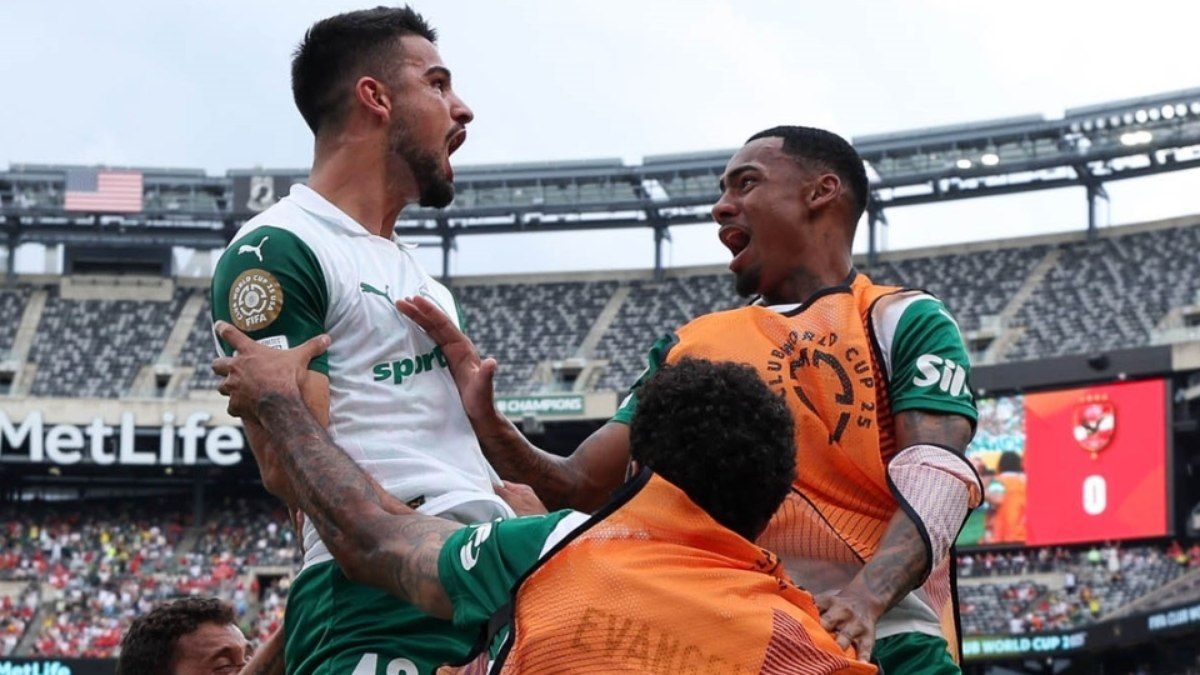 Palmeiras vence Ah-Ahly e conquista primeira vitória no Mundial