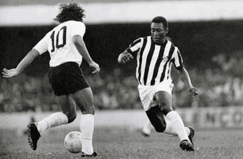 Relembre o golaço de Pelé contra a Portuguesa
