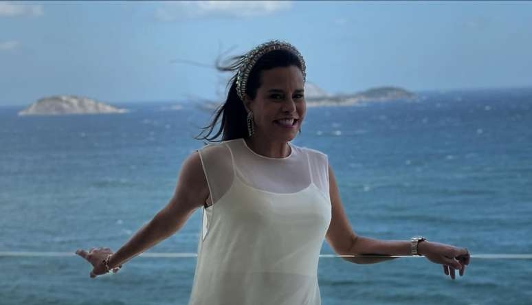 Narcisa responde sobre origem de sua fortuna e quantidade de drogas que usou