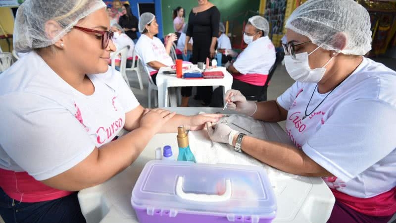 Cursos gratuitos para mulheres: mais de 400 vagas disponibilizadas
