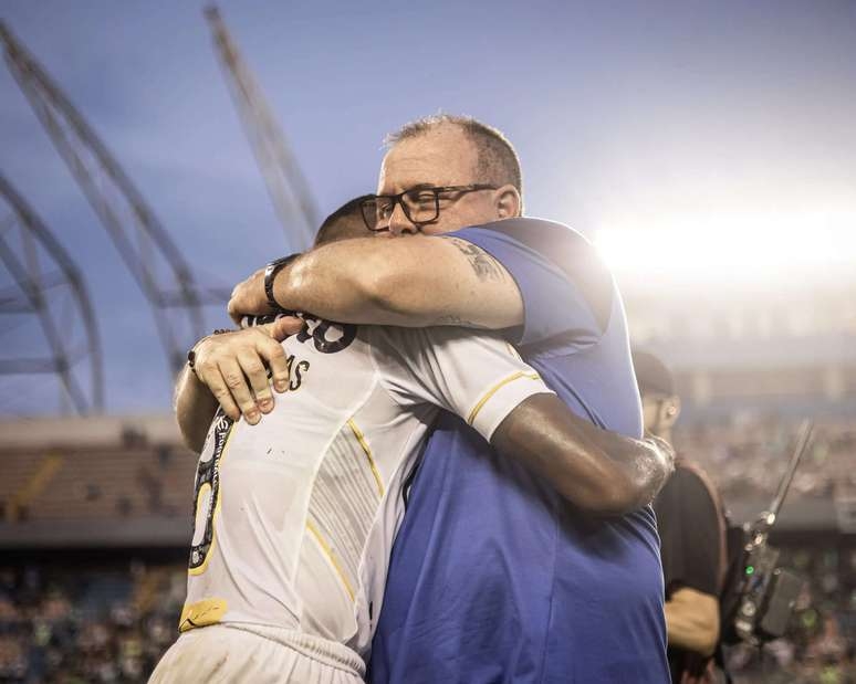 Time da virada! Santos reverteu resultado em quatro das oito vitórias pelo Brasileirão