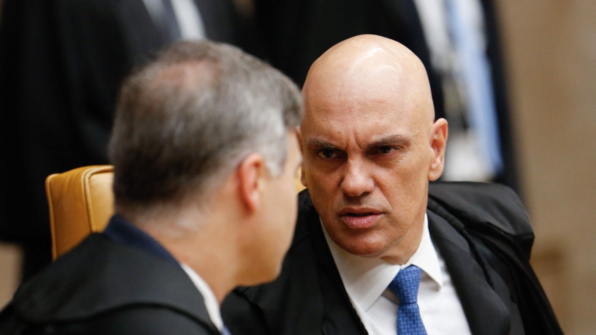 Suspeito de hostilizar Moraes pede perícia após ver contradição entre PF e polícia italiana