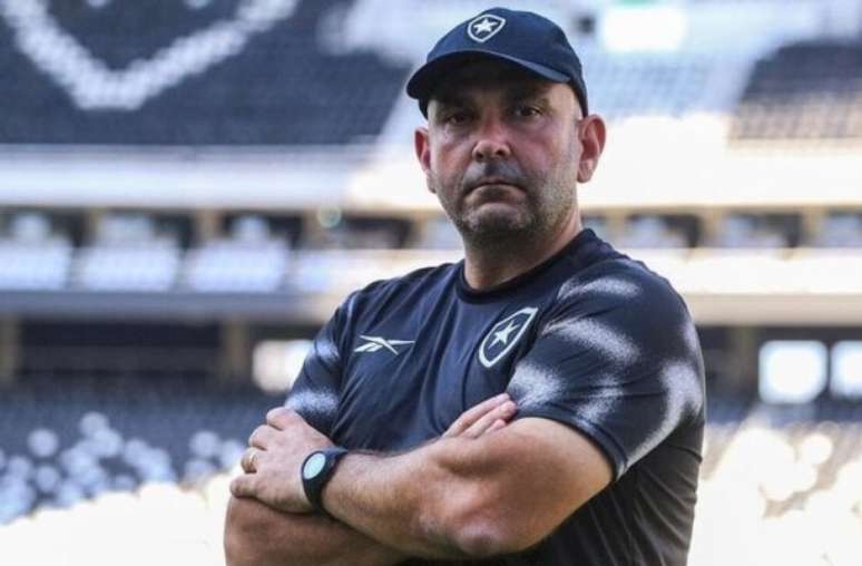 Elenco do Botafogo para o início do Carioca se reapresenta nesta quinta