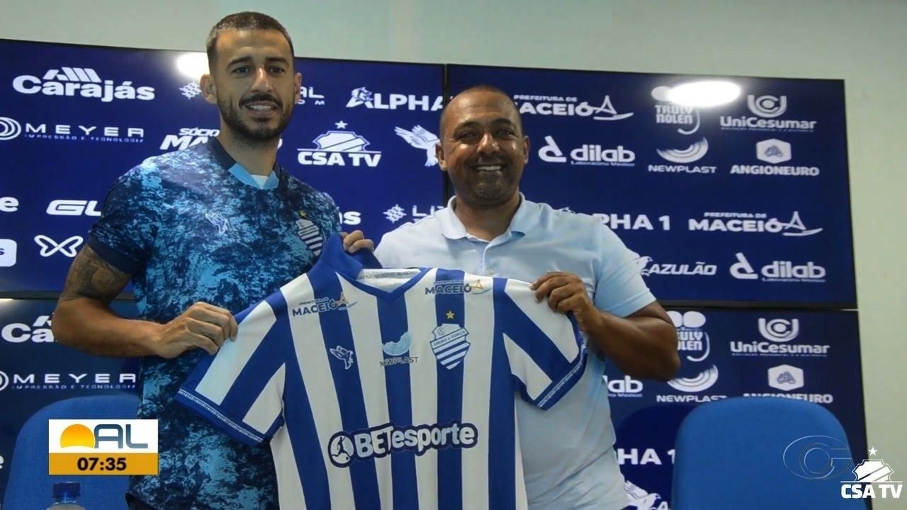 CSA renova contrato com Camacho até 2026