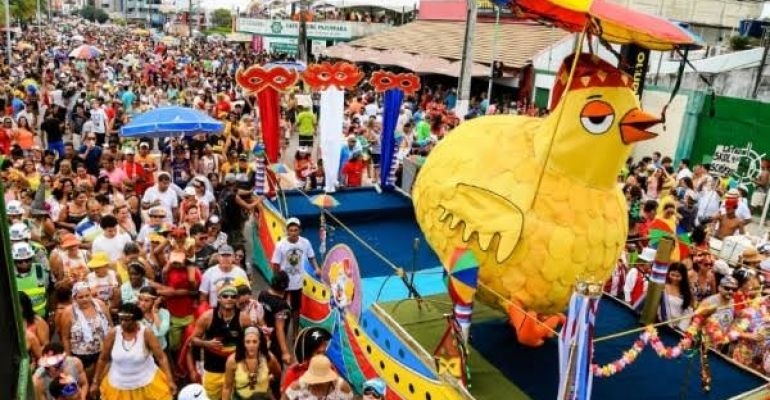 Mungunzá do Pinto e blocos de rua marcam o domingo de folia em Maceió; confira a programação