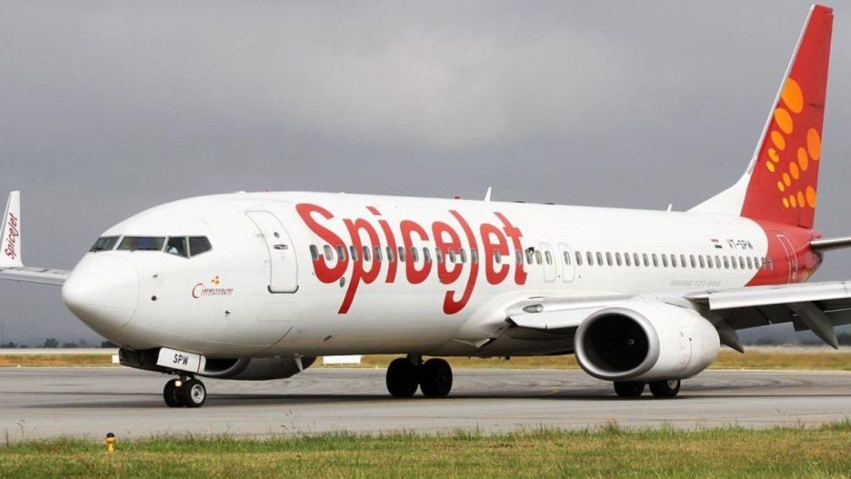 Avião da SpiceJet pousa sem bagagem e revolta passageiros