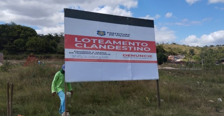 MPE determina interdição de loteamento clandestino de propriedade de ex-prefeito