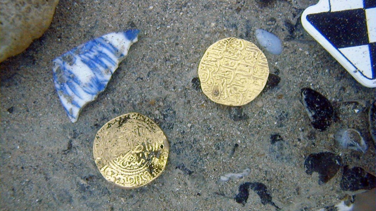 Navio saqueado por piratas em 1721 é descoberto em Madagascar