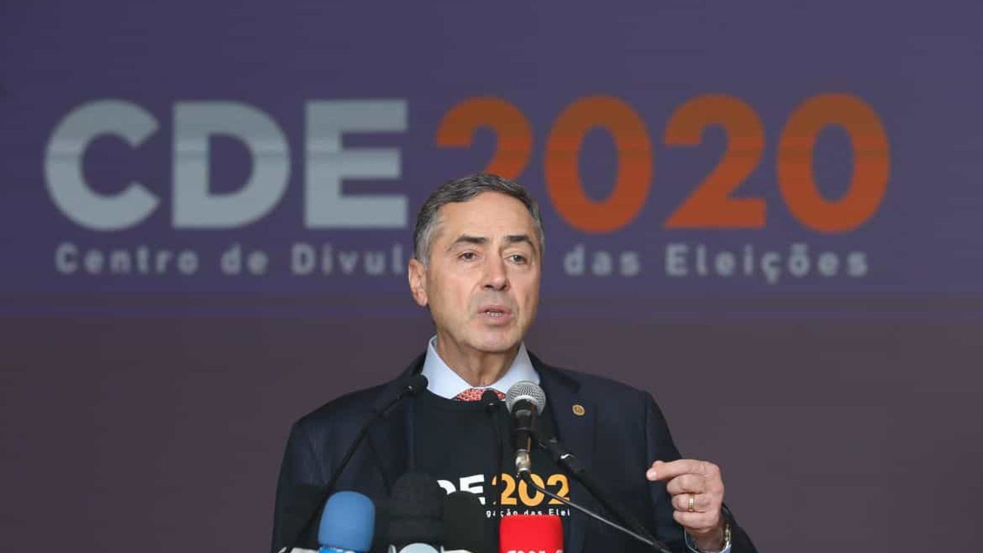 Barroso mantém decisão da Justiça de SP que suspendeu uso de câmeras por policiais