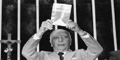 Se a Constituição é Ferida, a Democracia Já Está Morta