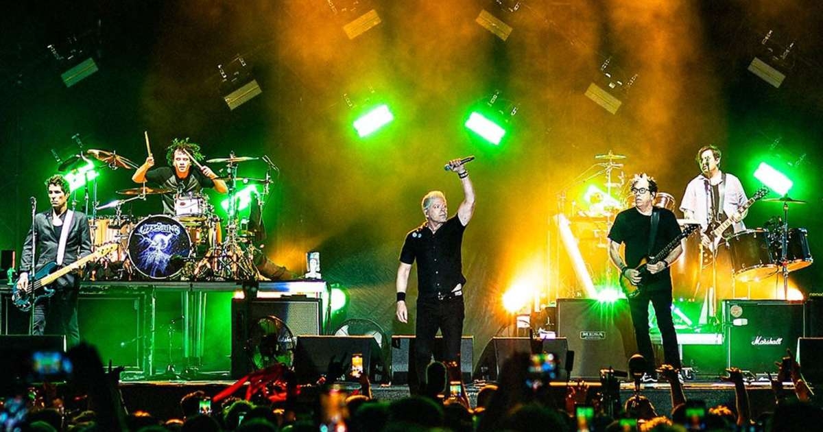 The Offspring encerra turnê no Brasil com energia dos fãs