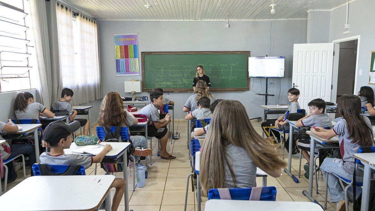 Retorno das aulas em Rio Bonito do Iguaçu após tornado