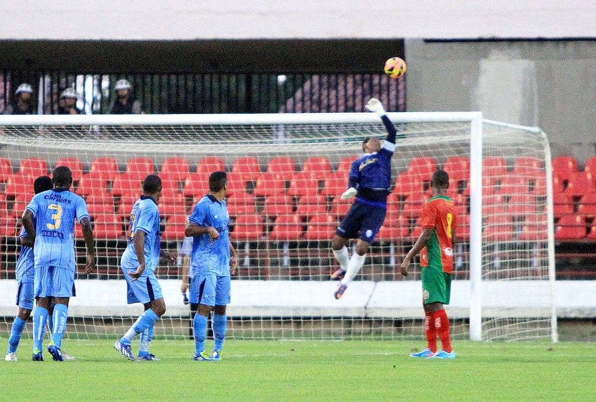 Goleiro Flávio na seleção alagoana de todos os tempos