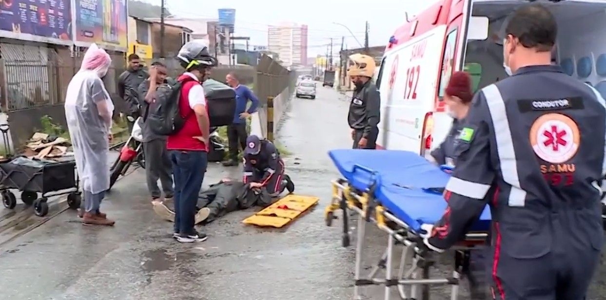 Motociclista ferido em acidente na Cambona, Maceió