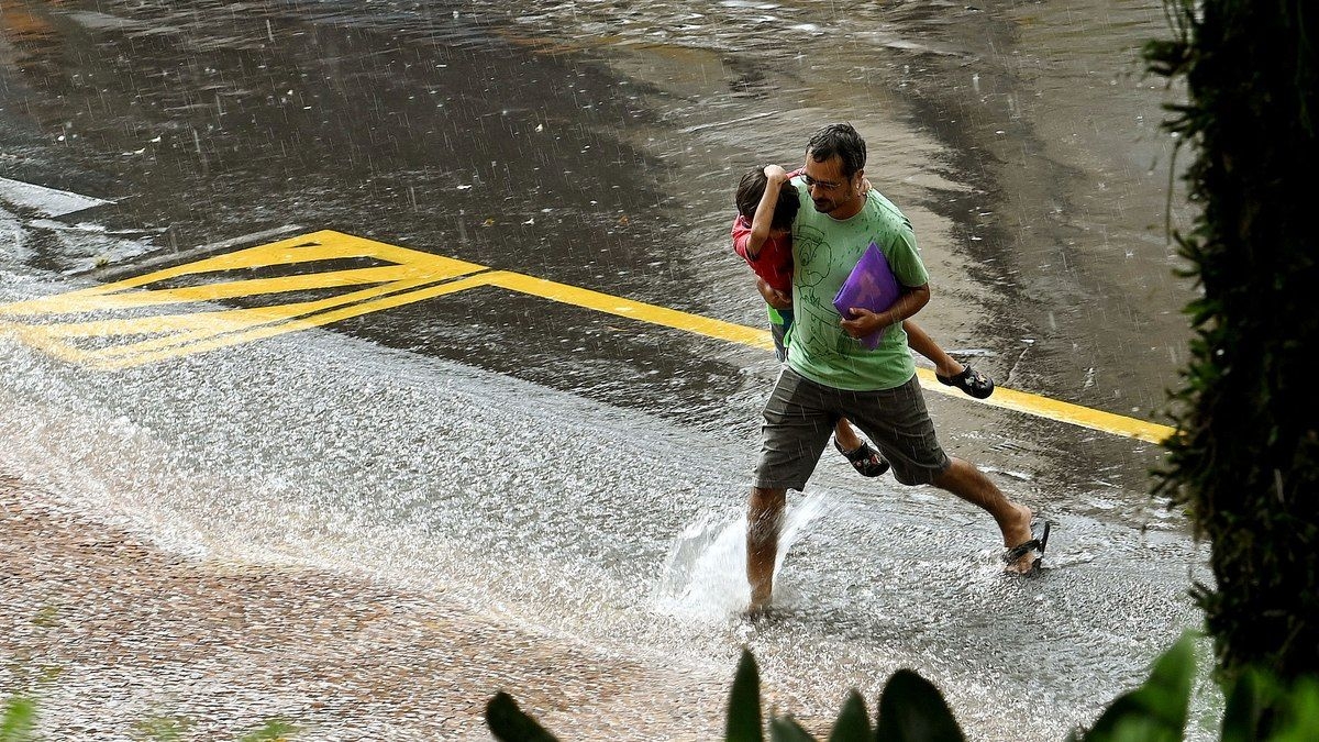 São Paulo em estado de atenção por risco de alagamentos