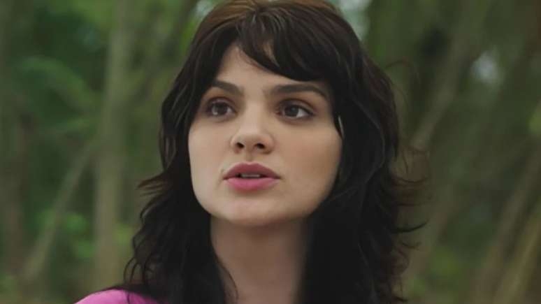 Petra triunfa e se vinga de tio em 'Terra e Paixão'