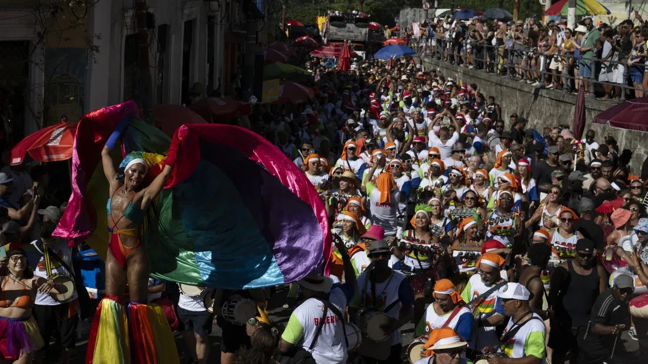 Rio de Janeiro terá temperatura de até 38°C no Carnaval