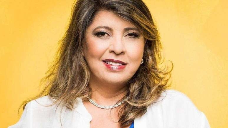 Roberta Miranda critica trajetória de Paula Fernandes no sertanejo