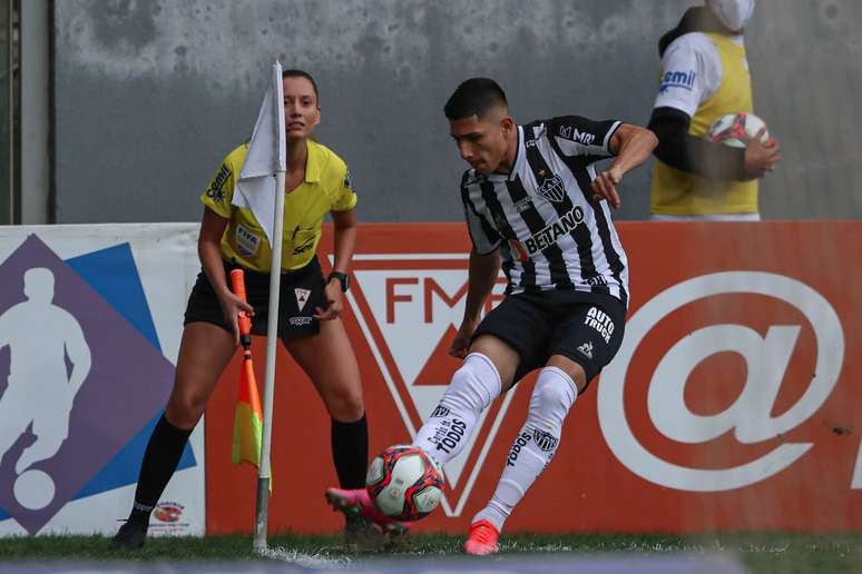 Botafogo negocia a contratação de ex-Atlético-MG