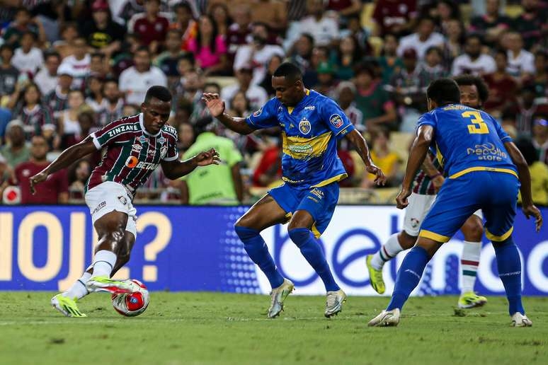 Fluminense sofre, mas vence após 'tudo ou nada' contra Sampaio Corrêa