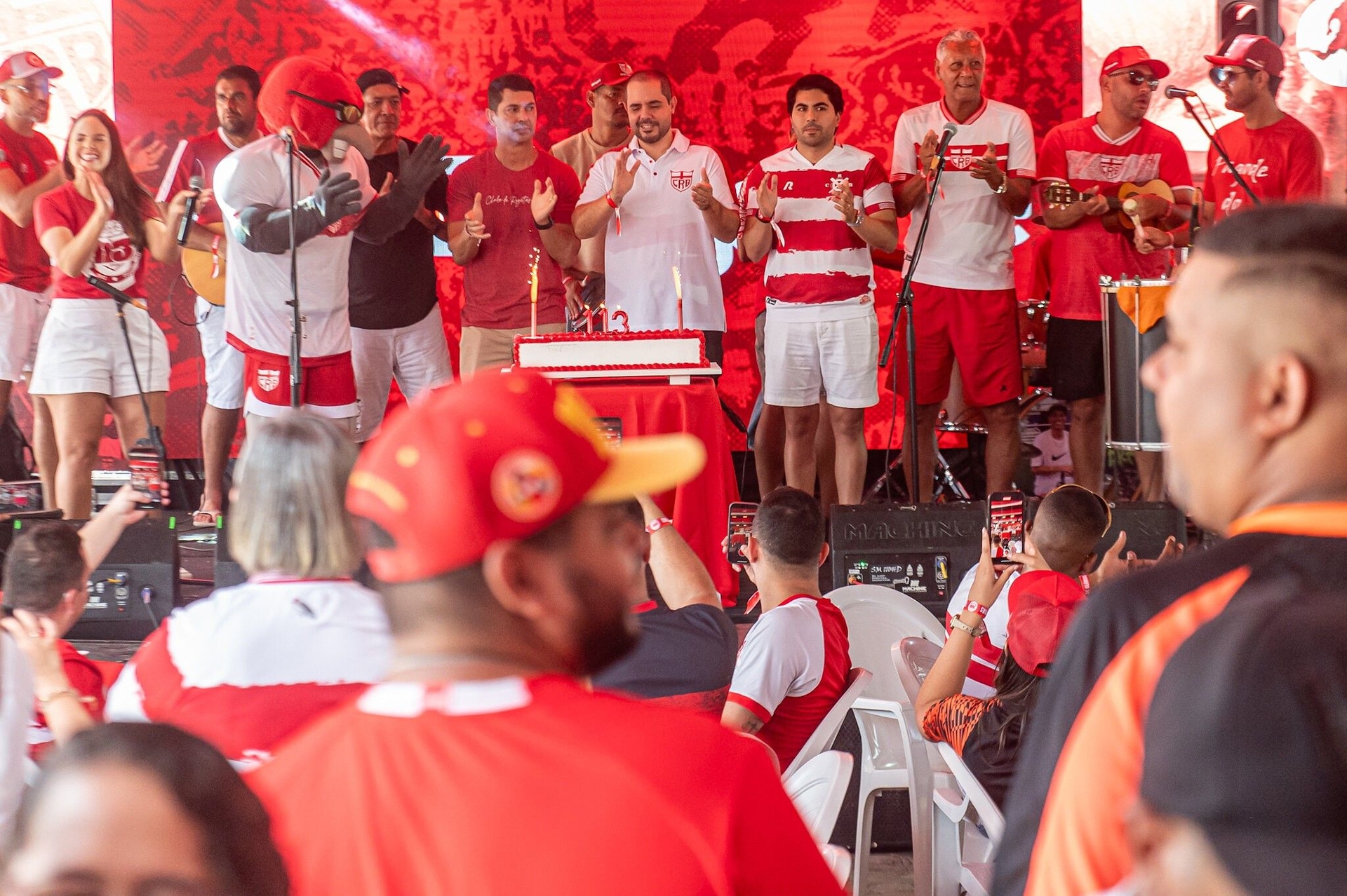 CRB celebra 113 anos com grande festa em Alagoas