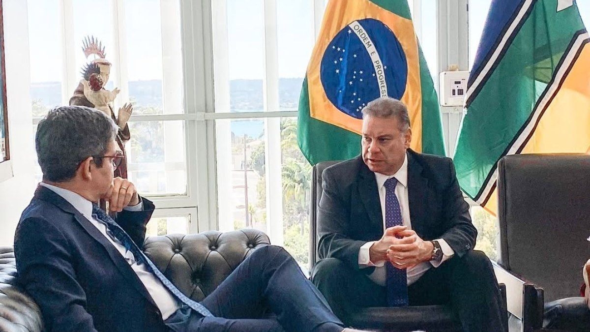 EUA buscam diálogo no Senado sobre tarifas e Eduardo Bolsonaro