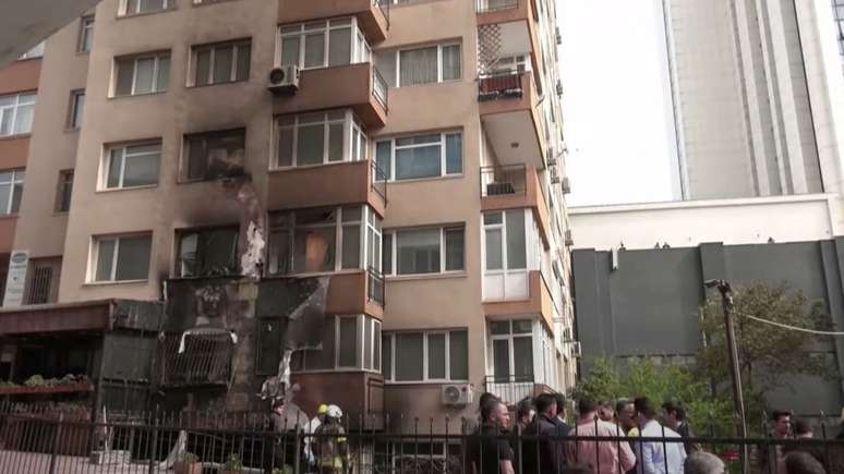 Boate em Istambul pega fogo e mata pelo menos 29 pessoas