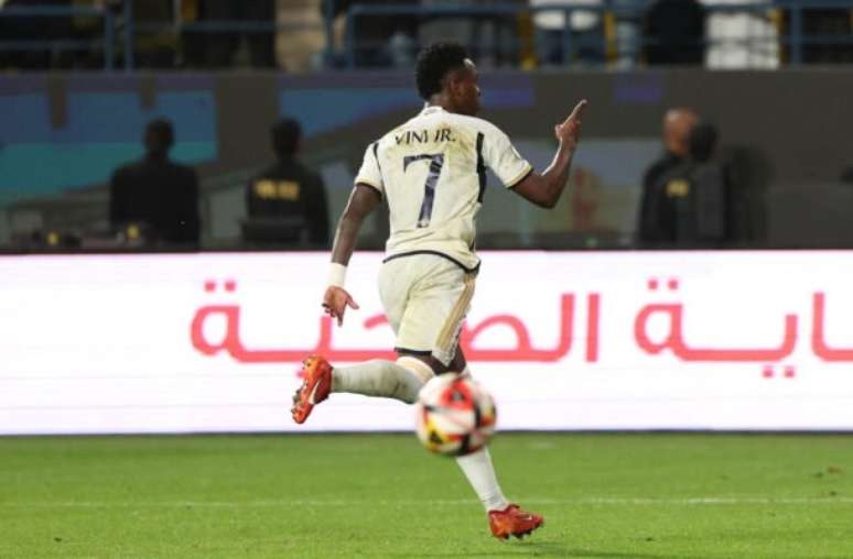 Vini Jr arrasa o Barça. Real Madrid campeão da Supercopa da Espanha!