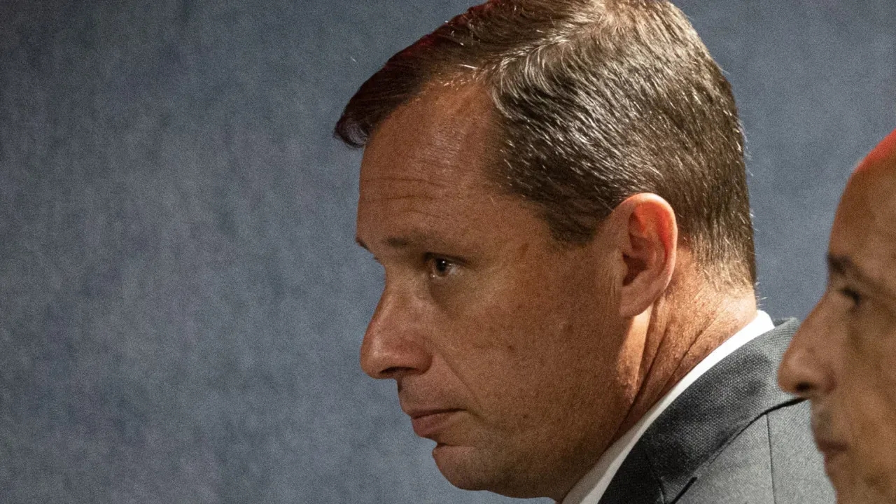 Cid comparece ao STF para audiência sobre cumprimento de pena