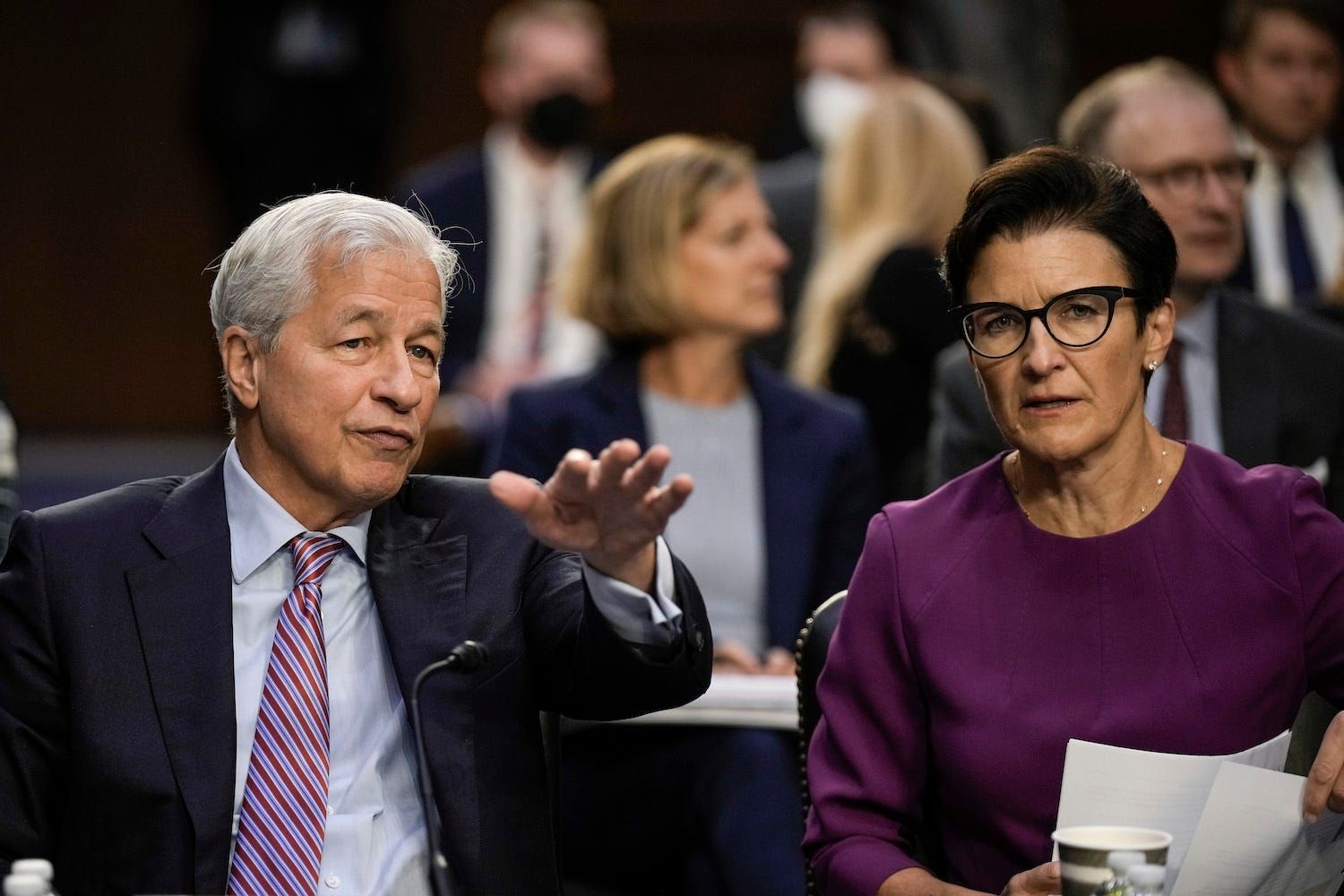 Citi Adota Nova Regra sobre Ofertas de Emprego para Bancários