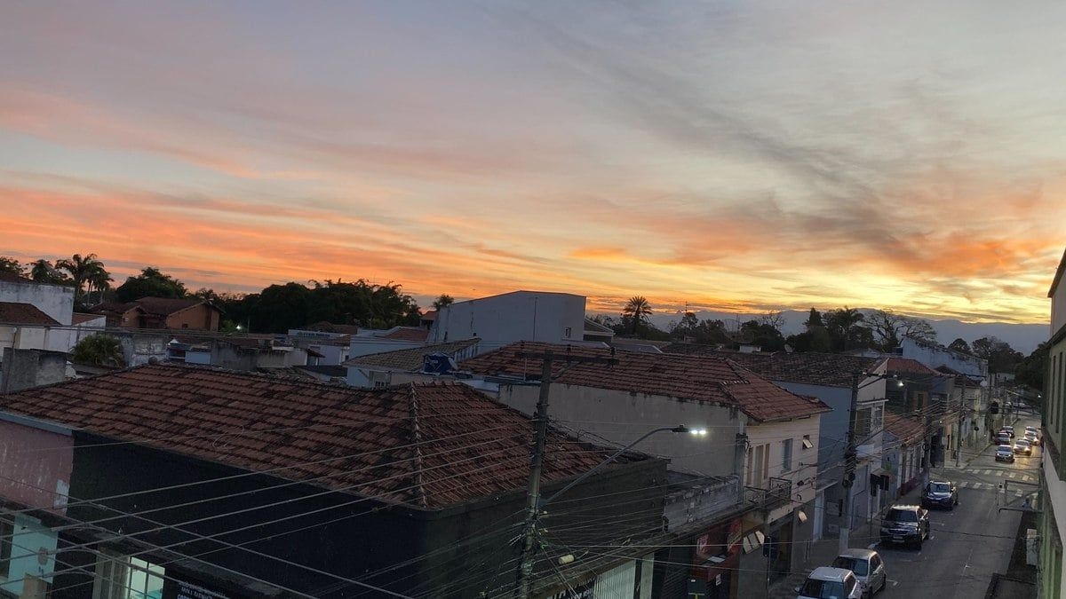 Chuva no Espírito Santo e firme em RJ, SP e MG
