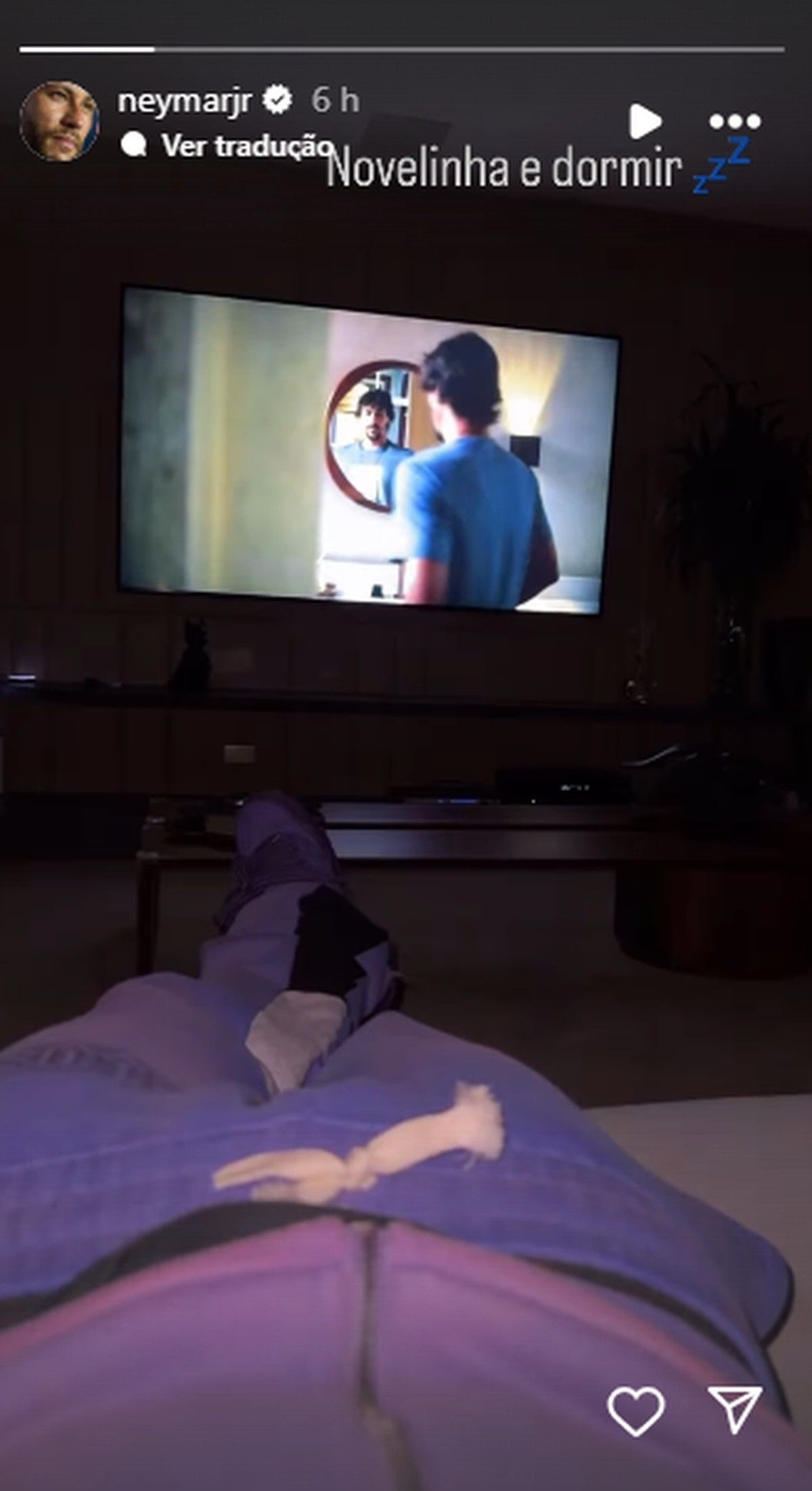 Neymar compartilha momento tranquilo em casa após festa